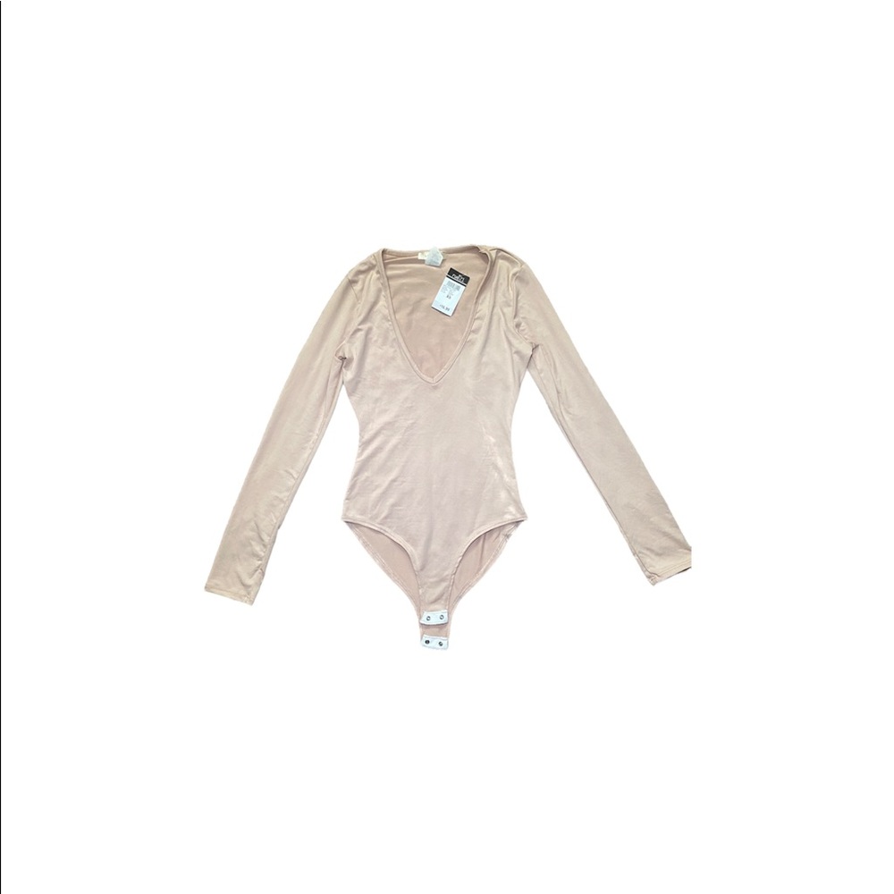 Rue21 Tan Long Sleeve Bodysuit XSMALL